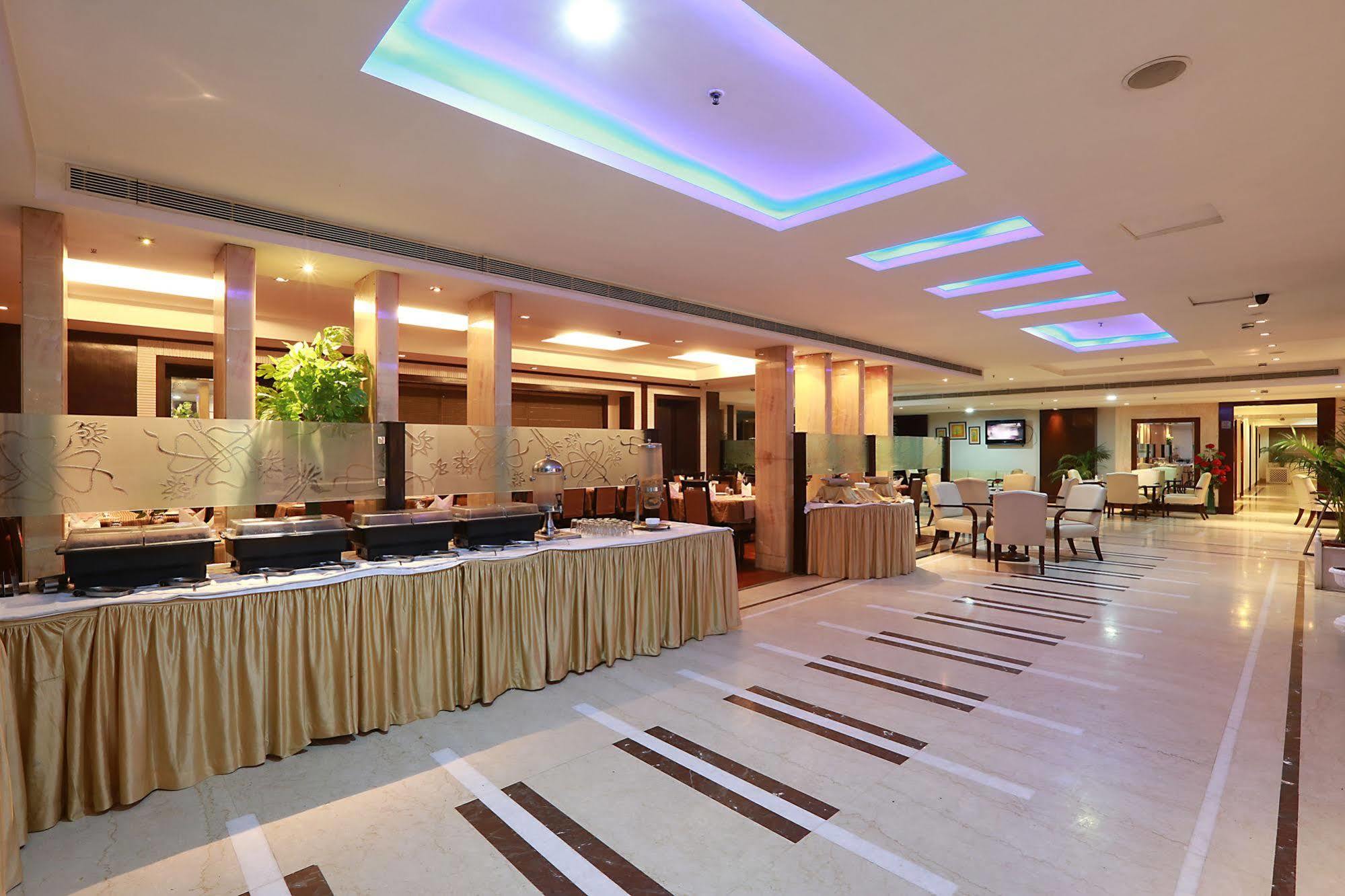Hotel Airport Residency New Delhi Exterior photo