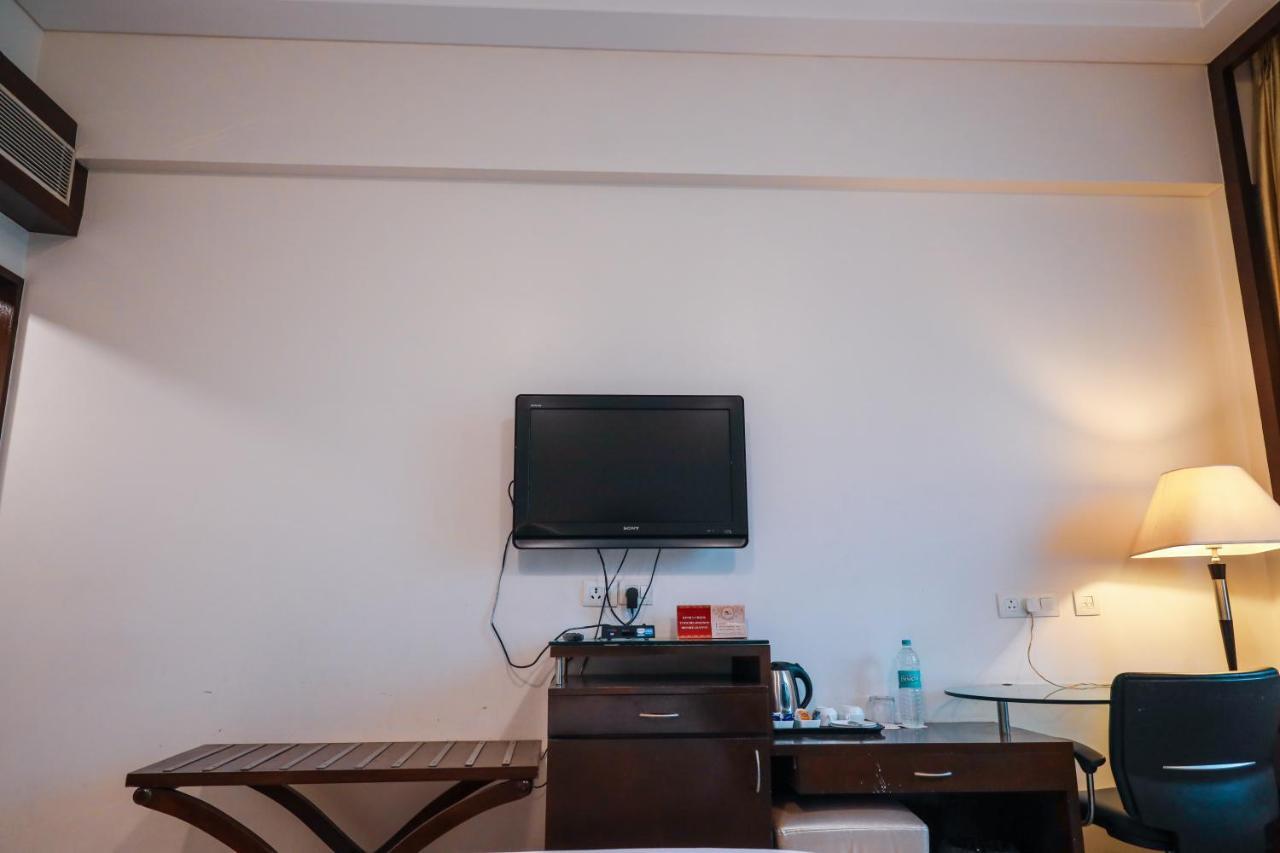 Hotel Airport Residency New Delhi Exterior photo