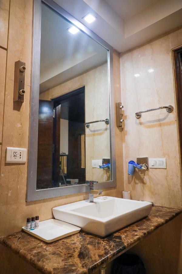 Hotel Airport Residency New Delhi Exterior photo